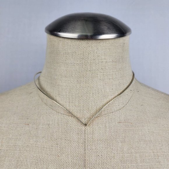 STERLING Silver Collar Rigid V Wire Necklace - Picture 1 of 5
